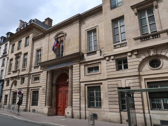 Crise à Sciences Po Paris